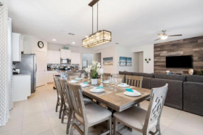 20 Mins to Disney in Solterra Resort, 7-Bed, Private Pool